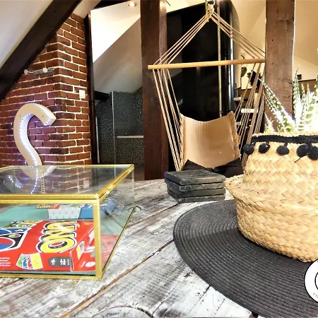 La Caze Paloise ~ Atypique ~ 100% Fonctionnel Appartement